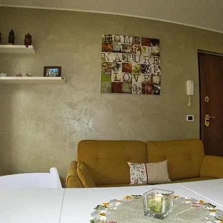 Le Papillon Du Chatelair *