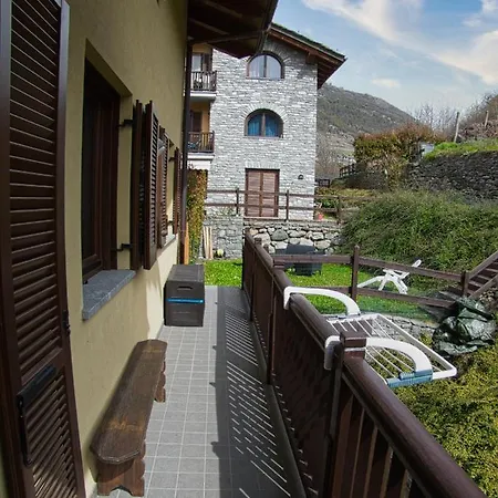 Le Papillon Du Chatelair