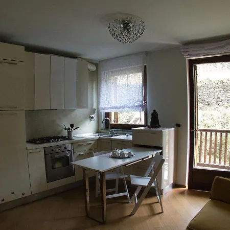 Le Papillon Du Chatelair * Saint-Pierre