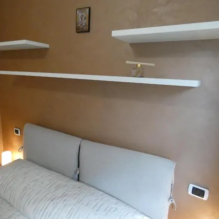 Le Papillon Du Chatelair * Saint-Pierre