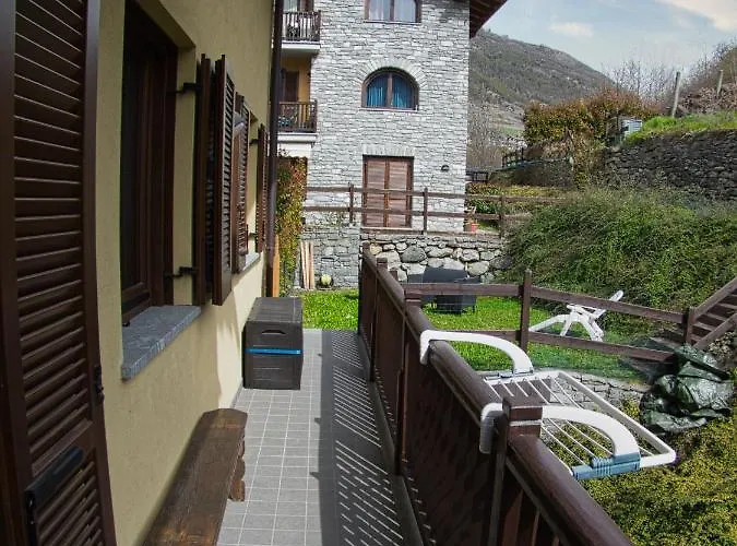 Le Papillon Du Chatelair