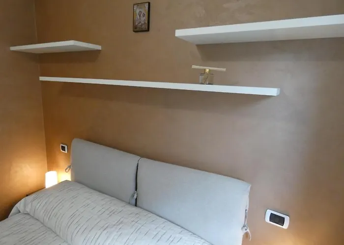 Le Papillon Du Chatelair * Saint-Pierre